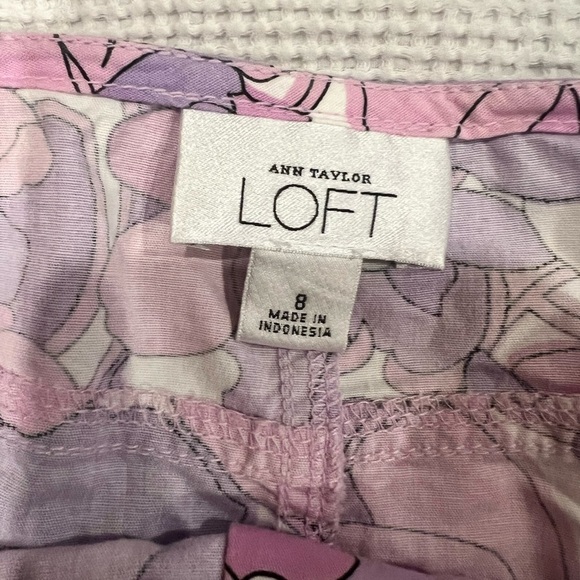 ANN TAYLOR LOFT flowered skirt 🌸 - Picture 3 of 4